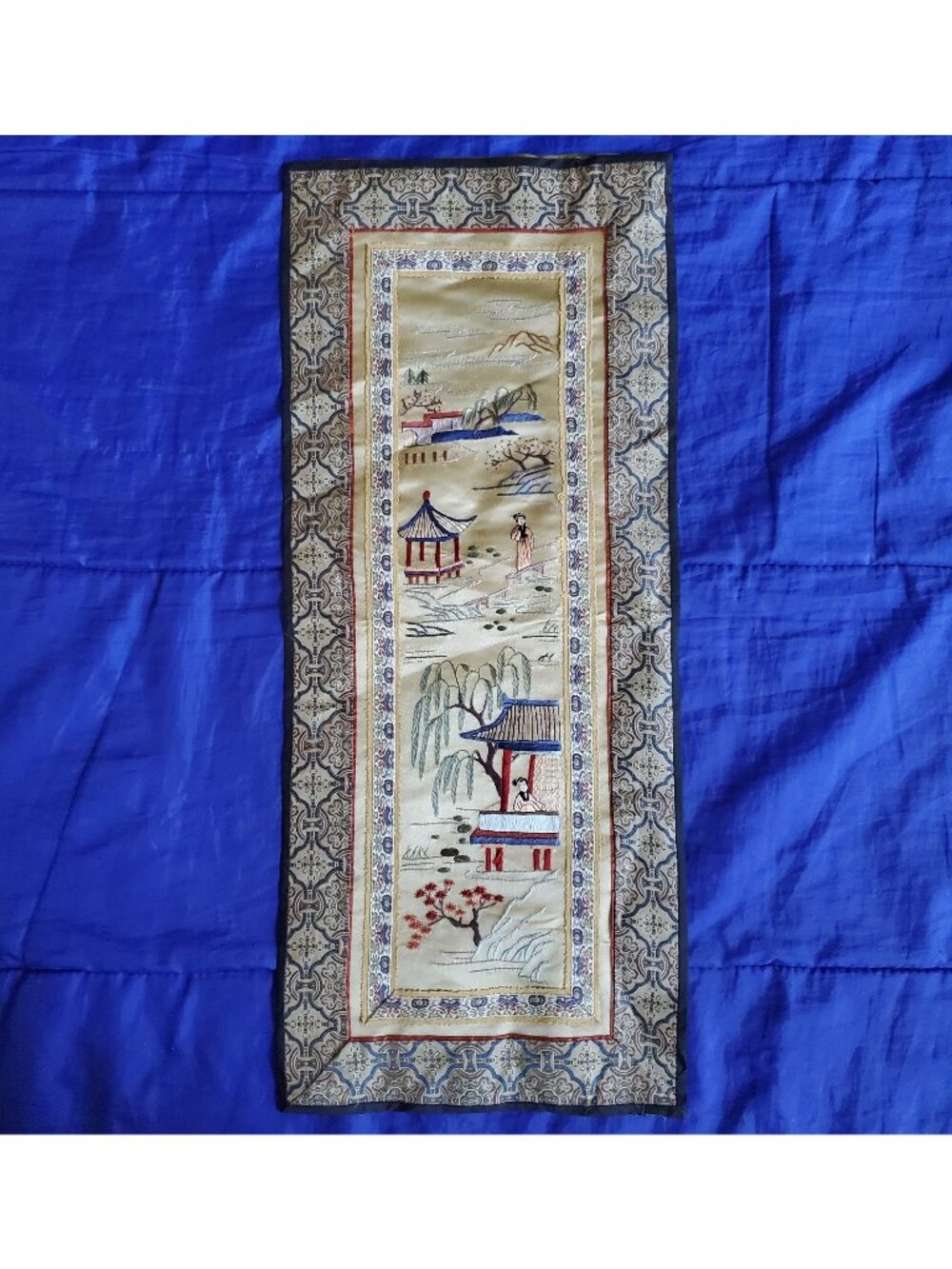 Vtg 23x10" Chinese Silk Art Handmade Wall Hanging Idylic Tranquil Nature Scenery